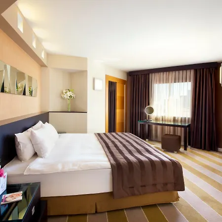 Point Hotel Taksim-3